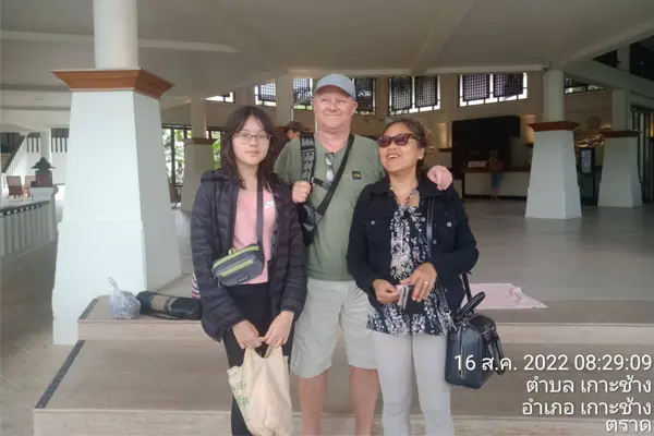 รถตู้ให้เช่า